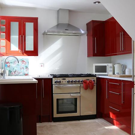 Large Cottage, 3 Beds All En-Suite, Small Village Location Overlooking Mousehole Penzance Exterior foto