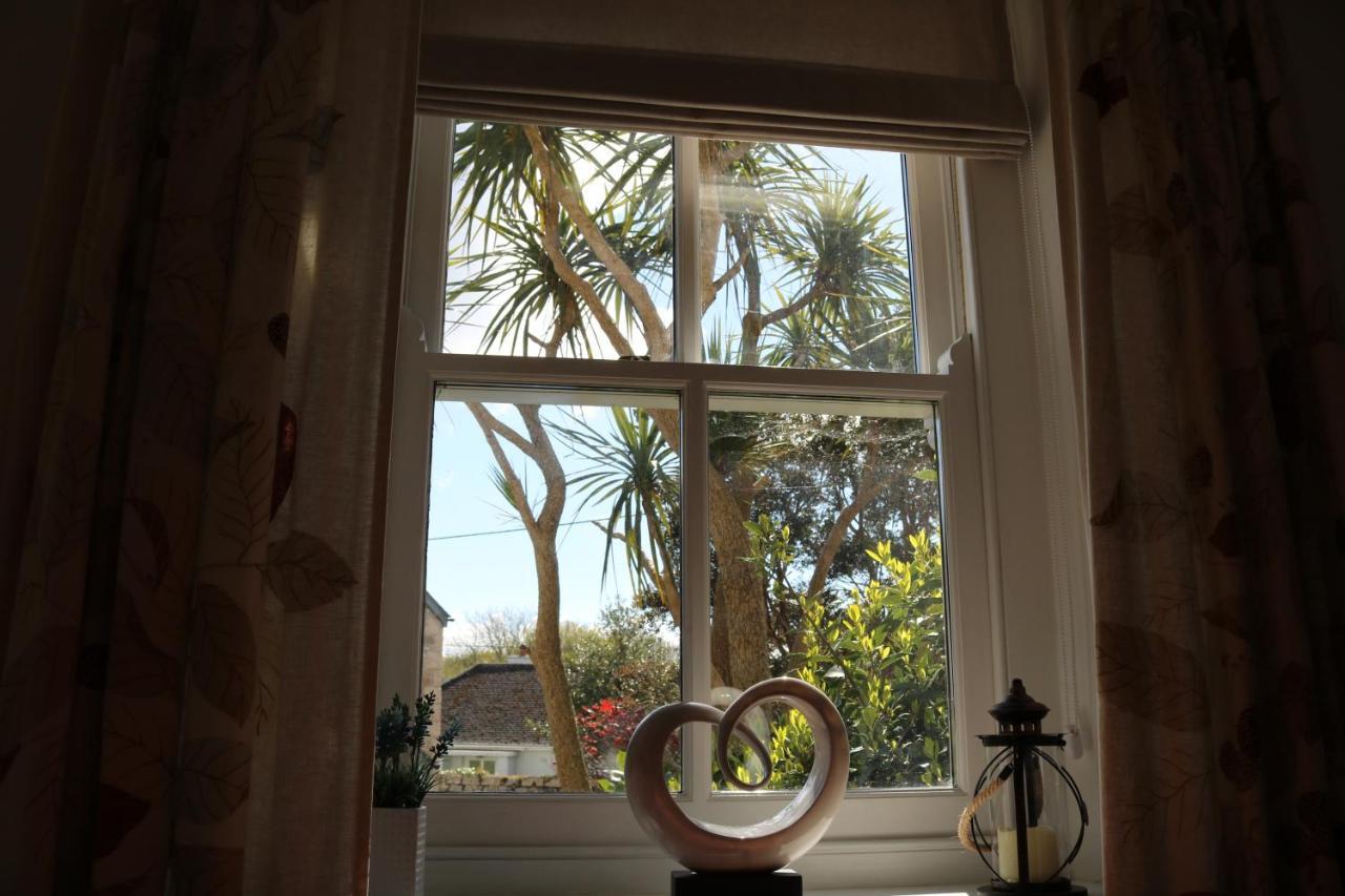 Large Cottage, 3 Beds All En-Suite, Small Village Location Overlooking Mousehole Penzance Exterior foto