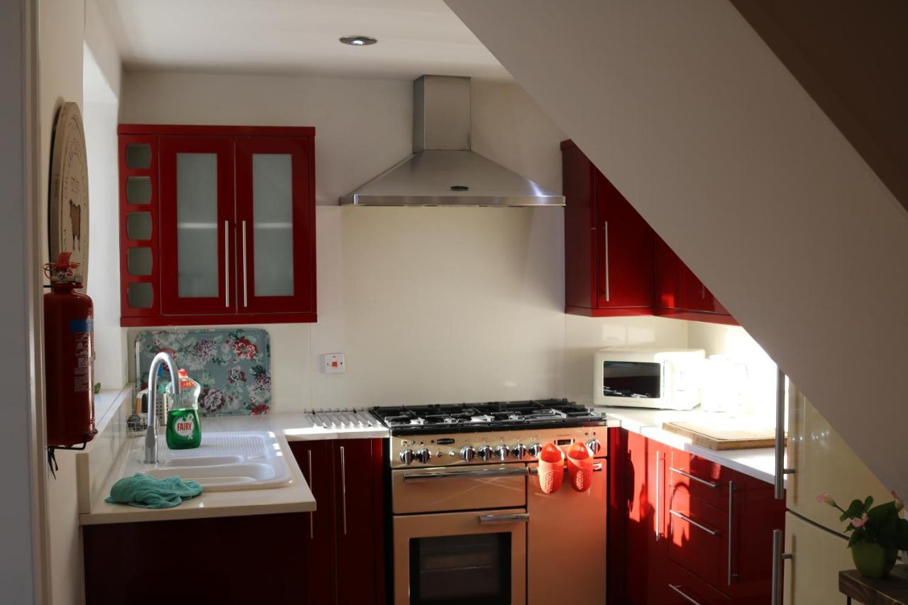 Large Cottage, 3 Beds All En-Suite, Small Village Location Overlooking Mousehole Penzance Exterior foto